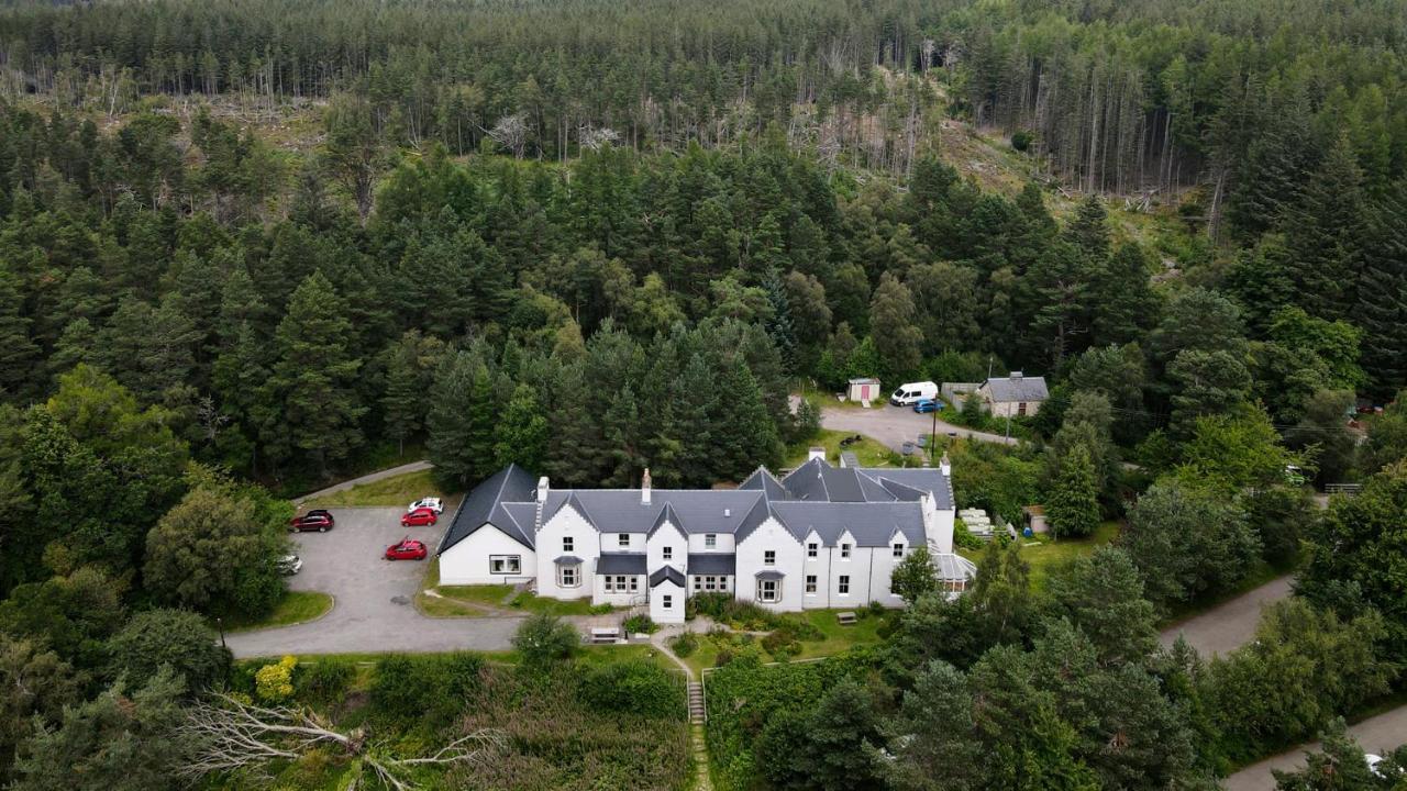 Cairngorm Lodge Youth Hostel Loch Morlich Buitenkant foto