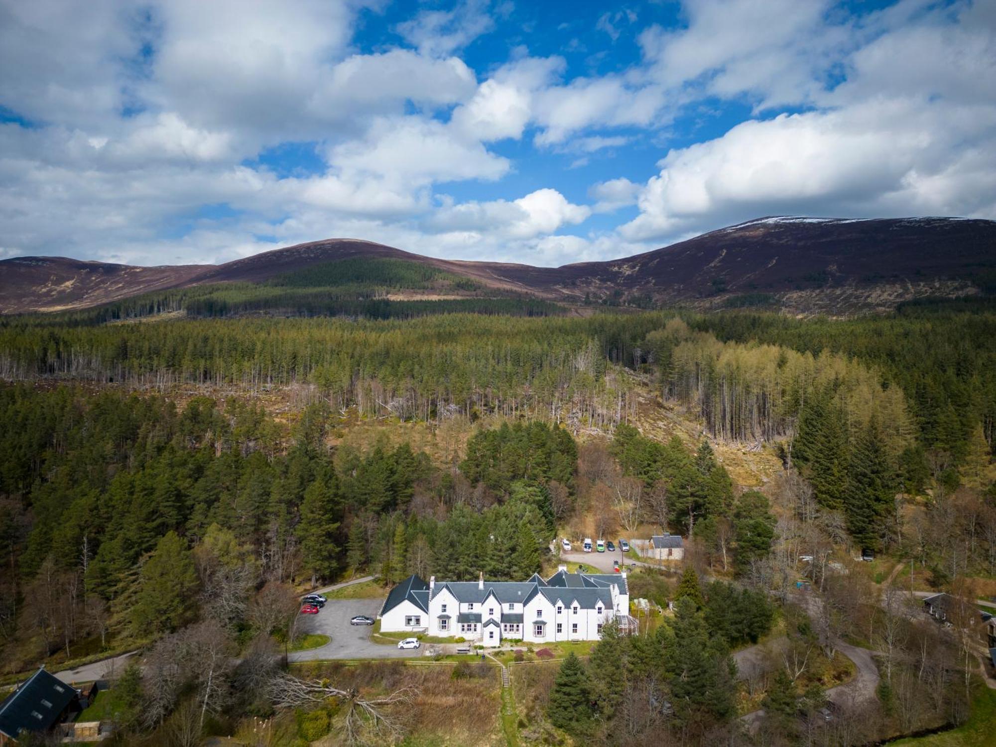 Cairngorm Lodge Youth Hostel Loch Morlich Buitenkant foto